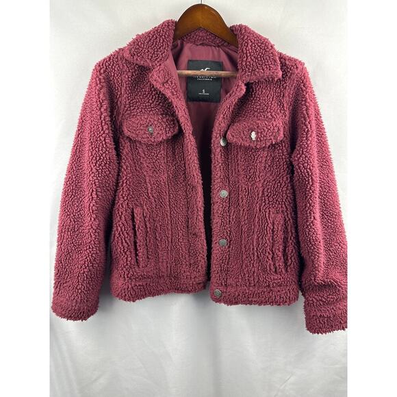 Hollister Jackets & Blazers - Women’s Hollister Teddy Sherpa Trucker Jacket, Burgundy, Size Small